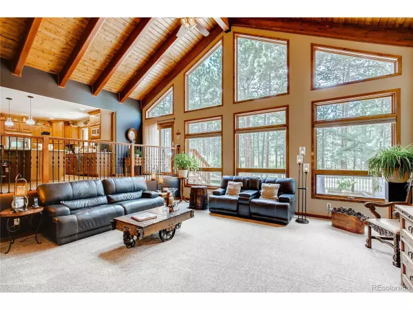 Larkspur, CO 80118,12655 Greenland Acres Rd