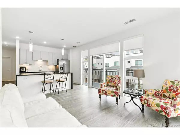Englewood, CO 80113,3500 S Corona St #306