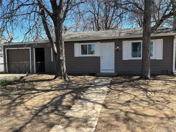7620 Kearney Dr, Commerce City, CO 80022