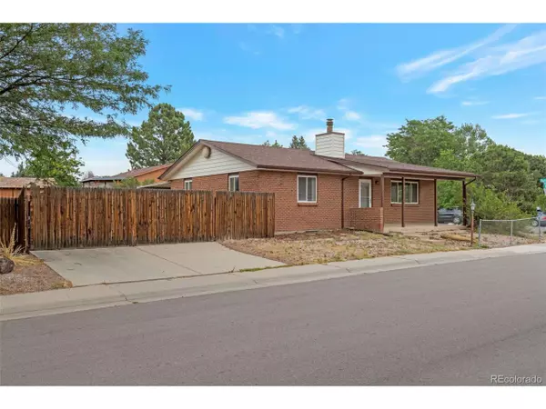 Aurora, CO 80011,801 Naples St