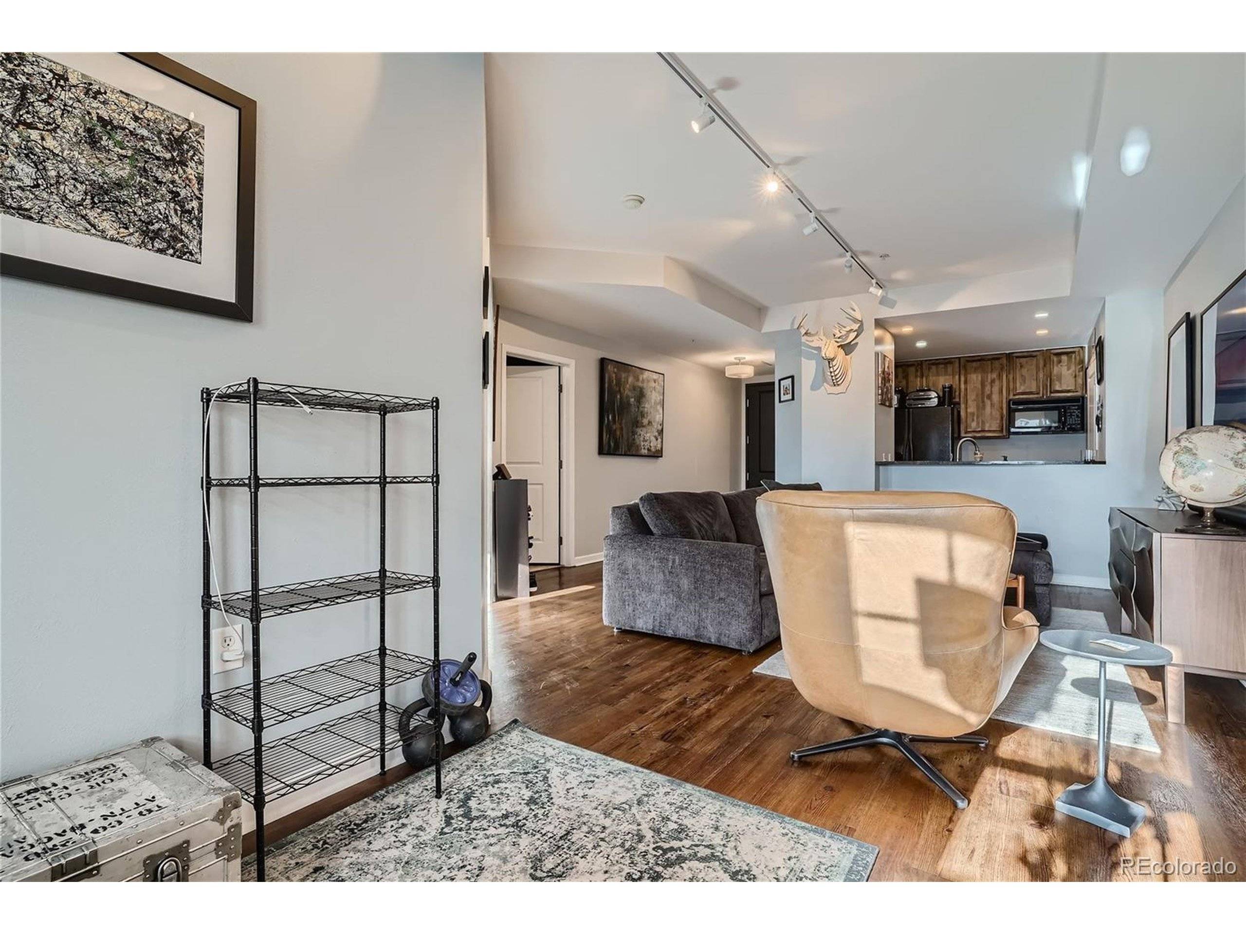 Denver, CO 80203,925 N Lincoln St #8E-S