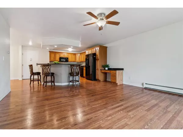 Denver, CO 80247,9335 E Center Ave #7B