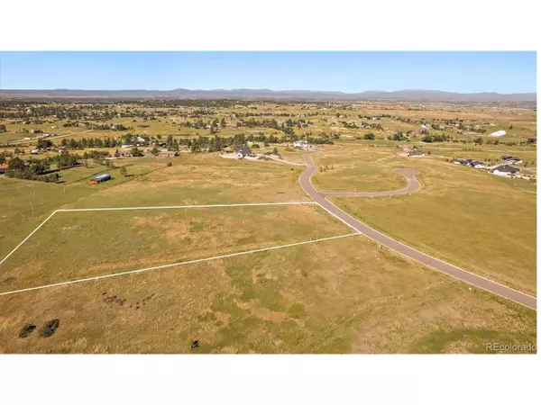 77 Evening Hunt Rd, Franktown, CO 80116