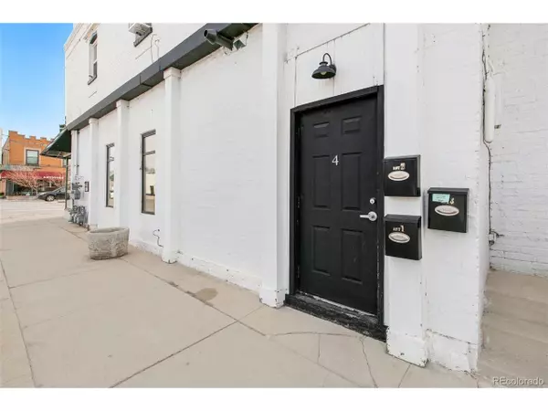Denver, CO 80210,4 W Arkansas Ave