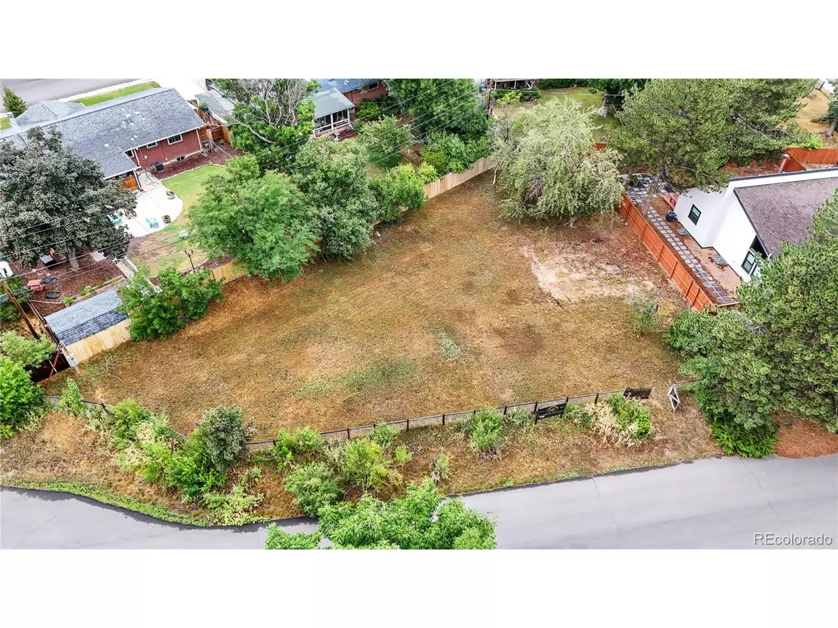 Golden, CO 80401,2479 Alkire St