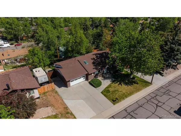 Lakewood, CO 80401,Address not disclosed