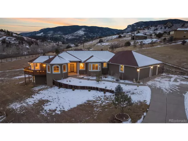 5198 Country Club Dr, Larkspur, CO 80118