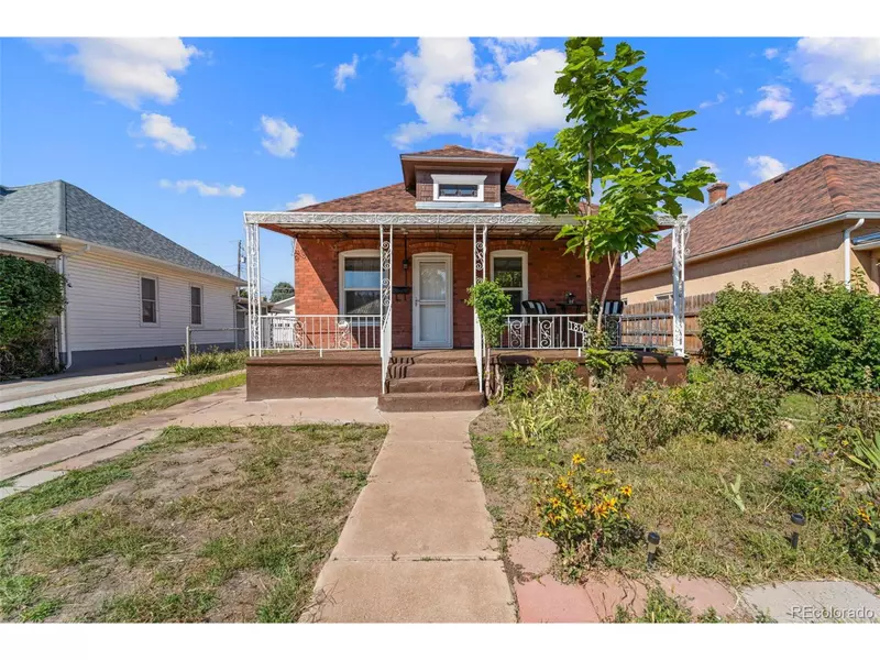 1805 Pine St, Pueblo, CO 81004