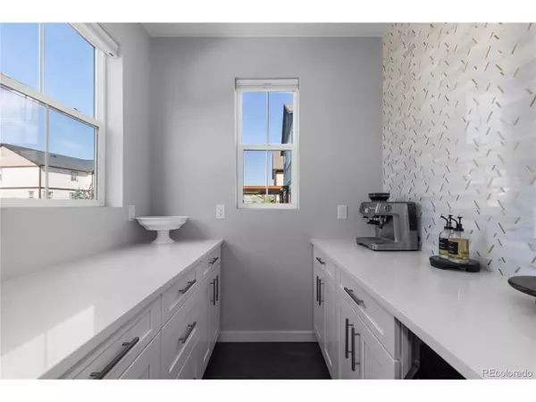 Littleton, CO 80125,8376 Basalt Dr