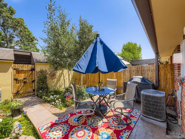 Littleton, CO 80123,5525 S Lowell Blvd