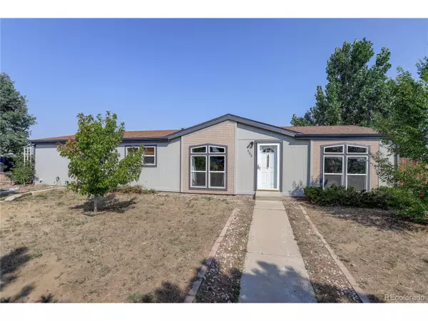 600 Willow Dr, Lochbuie, CO 80603