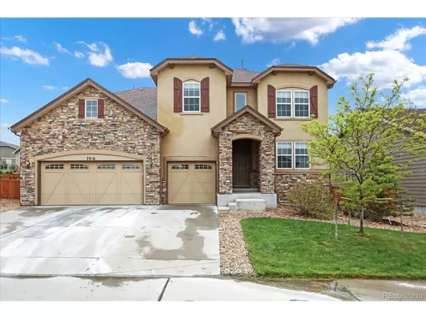 7216 Oasis Dr, Castle Rock, CO 80108