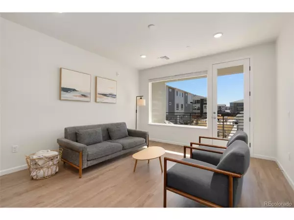 Denver, CO 80249,6153 N Ceylon St #203