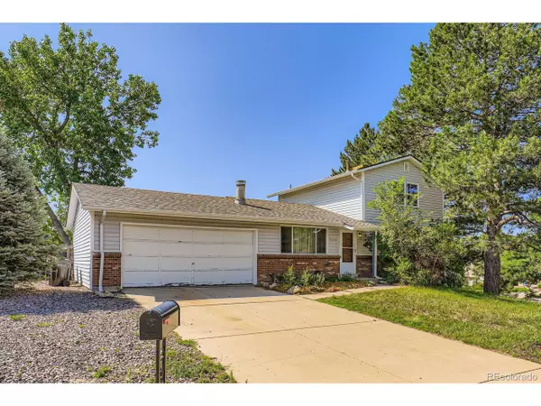 7542 Otis St, Arvada, CO 80003