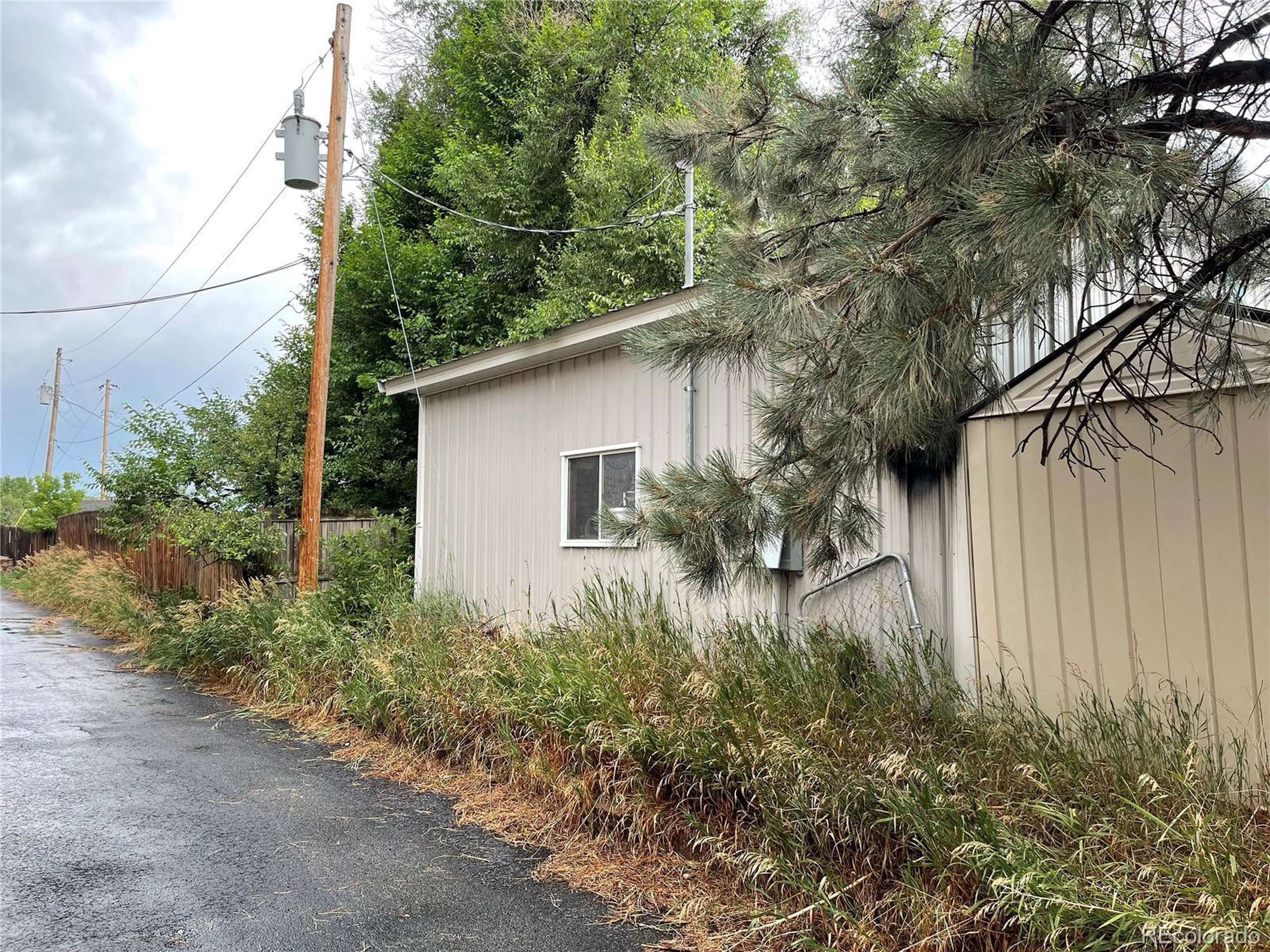 Elizabeth, CO 80107,730 S Main St