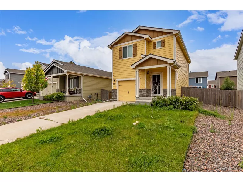 47354 Iris Ave, Bennett, CO 80102