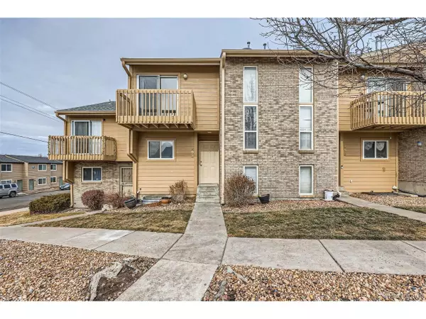 292 S Oman Rd, Castle Rock, CO 80104