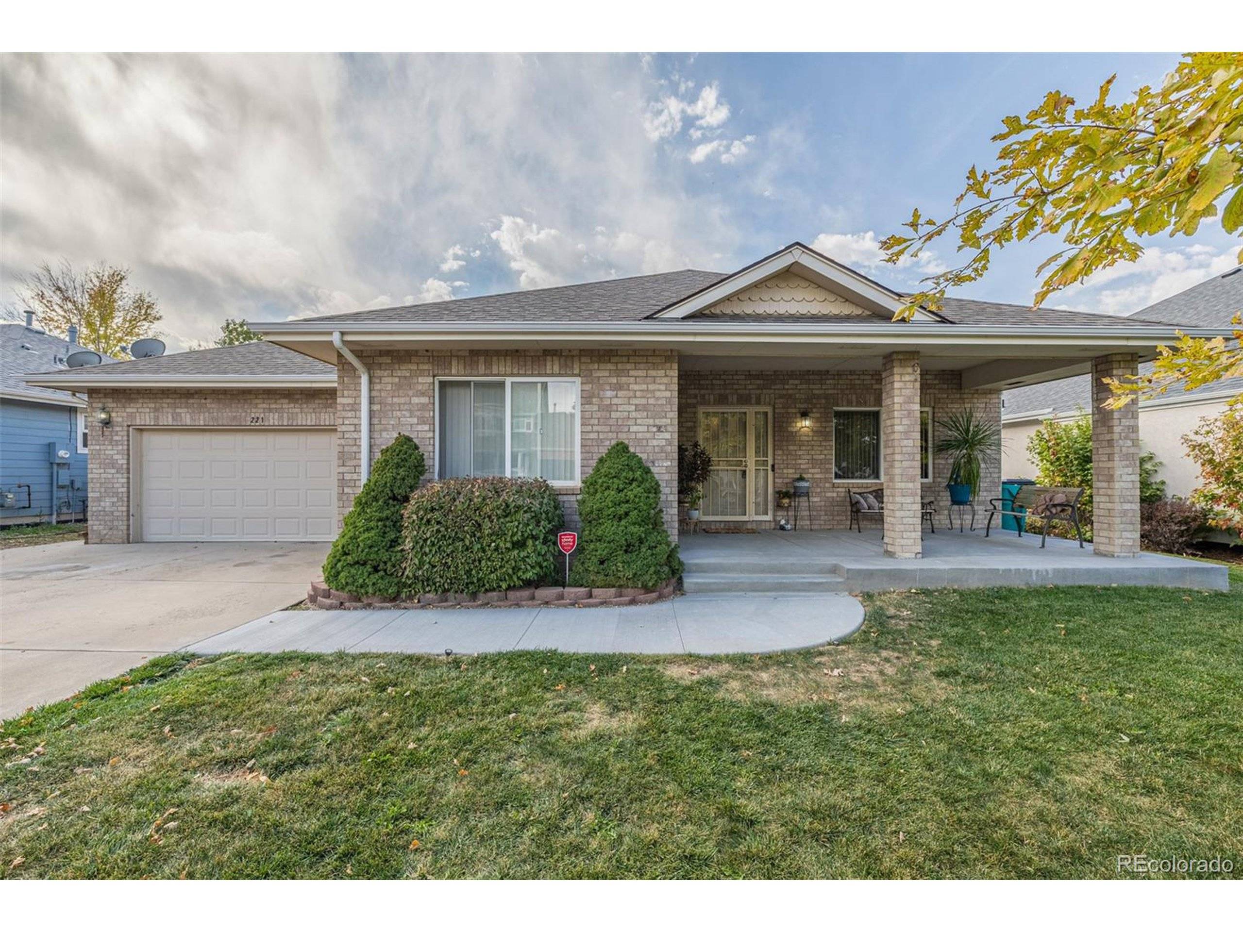 221 Common Dr,  Berthoud,  CO 80513