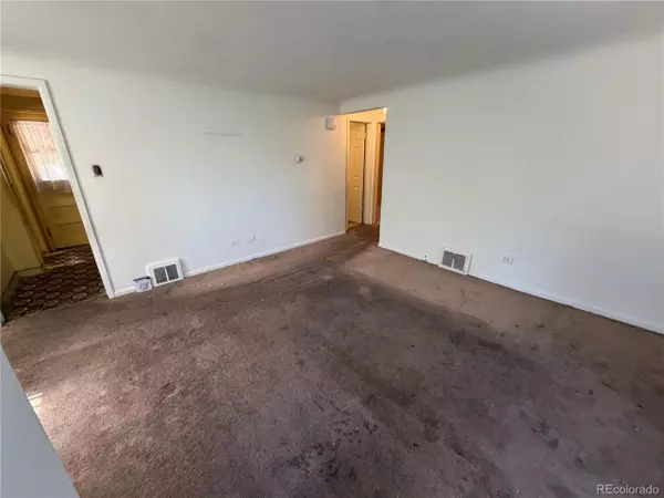 Denver, CO 80207,3311 Oneida St