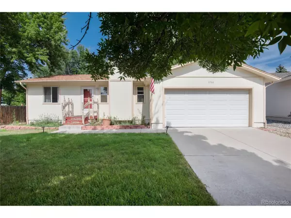 8566 Cody Ct, Arvada, CO 80005
