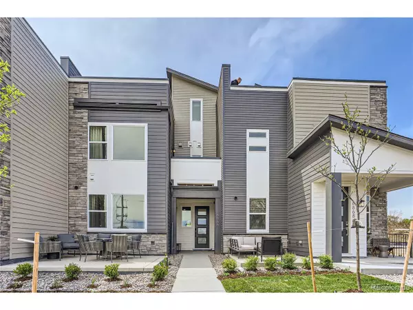6864 Zuni Ct, Denver, CO 80221
