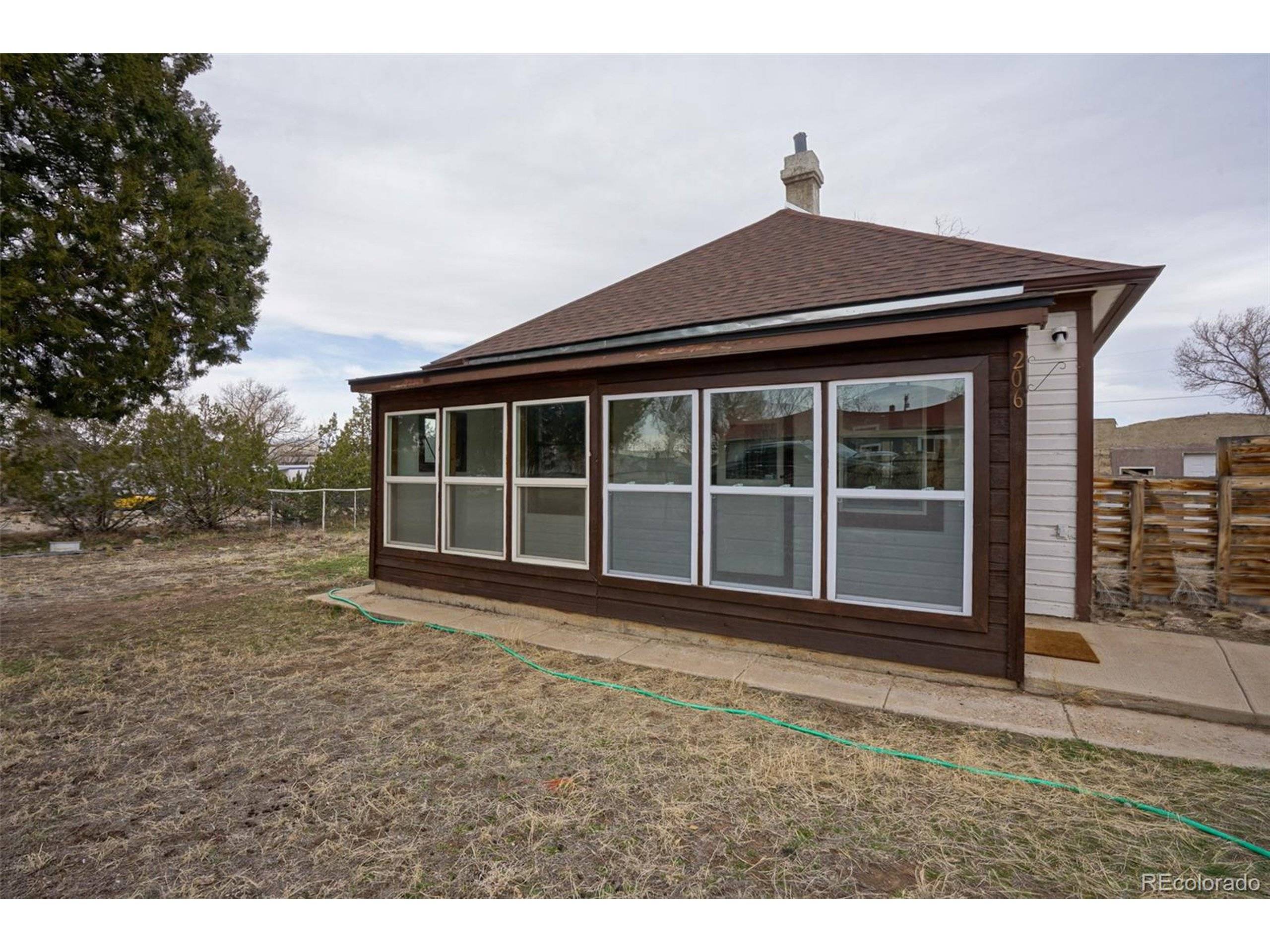 Walsenburg, CO 81089,206 E Grand St