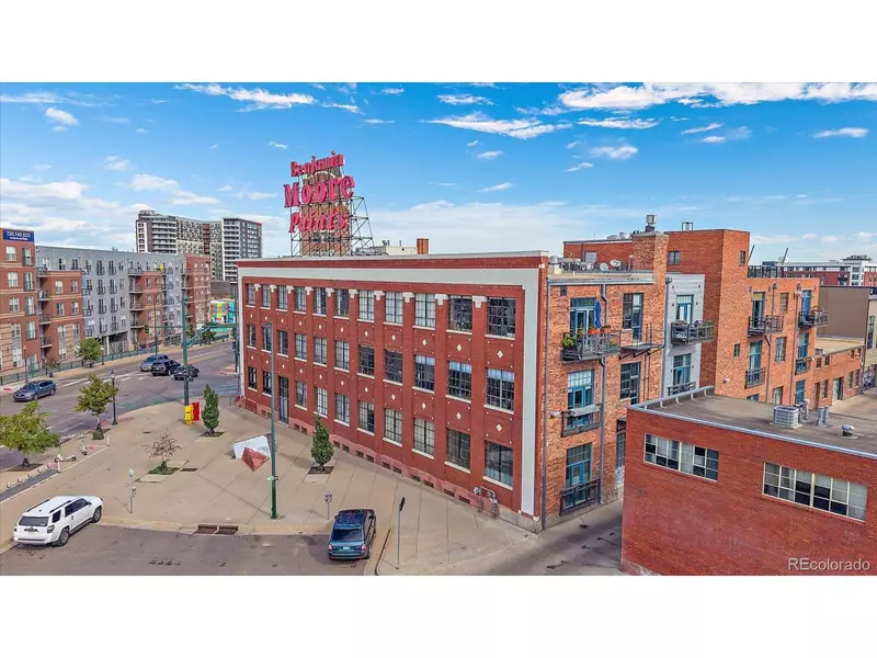 2500 Walnut St #202, Denver, CO 80205