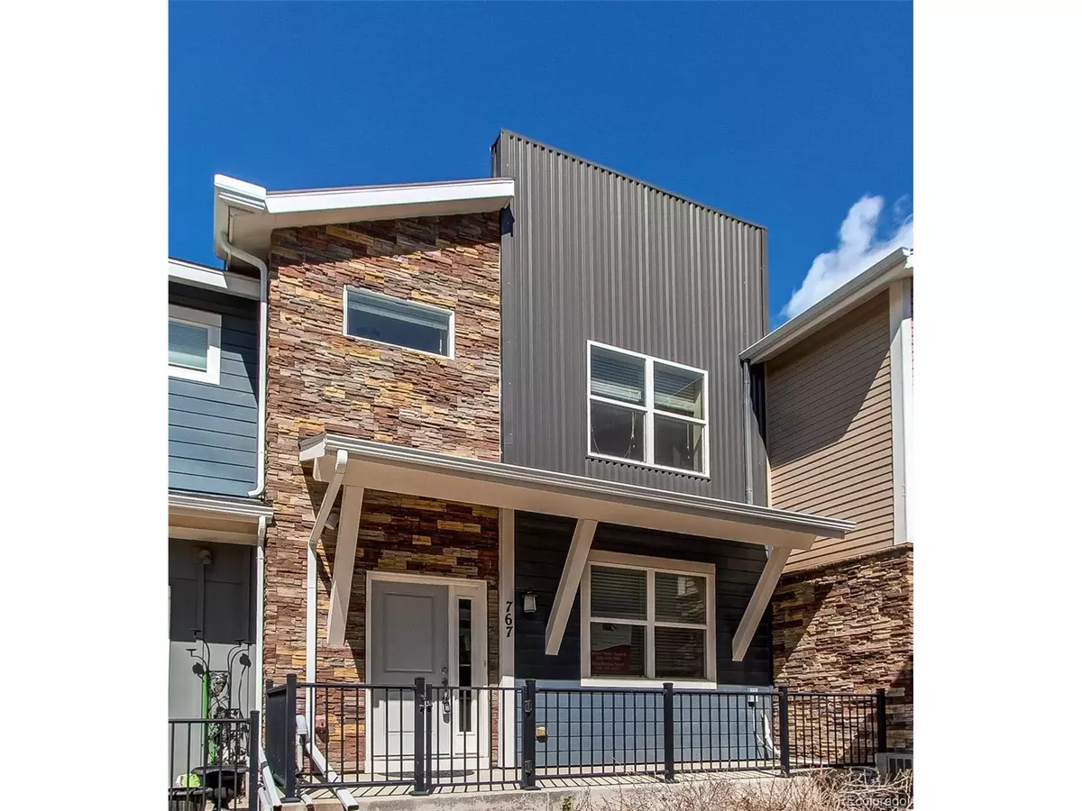 Longmont, CO 80503,767 Robert St