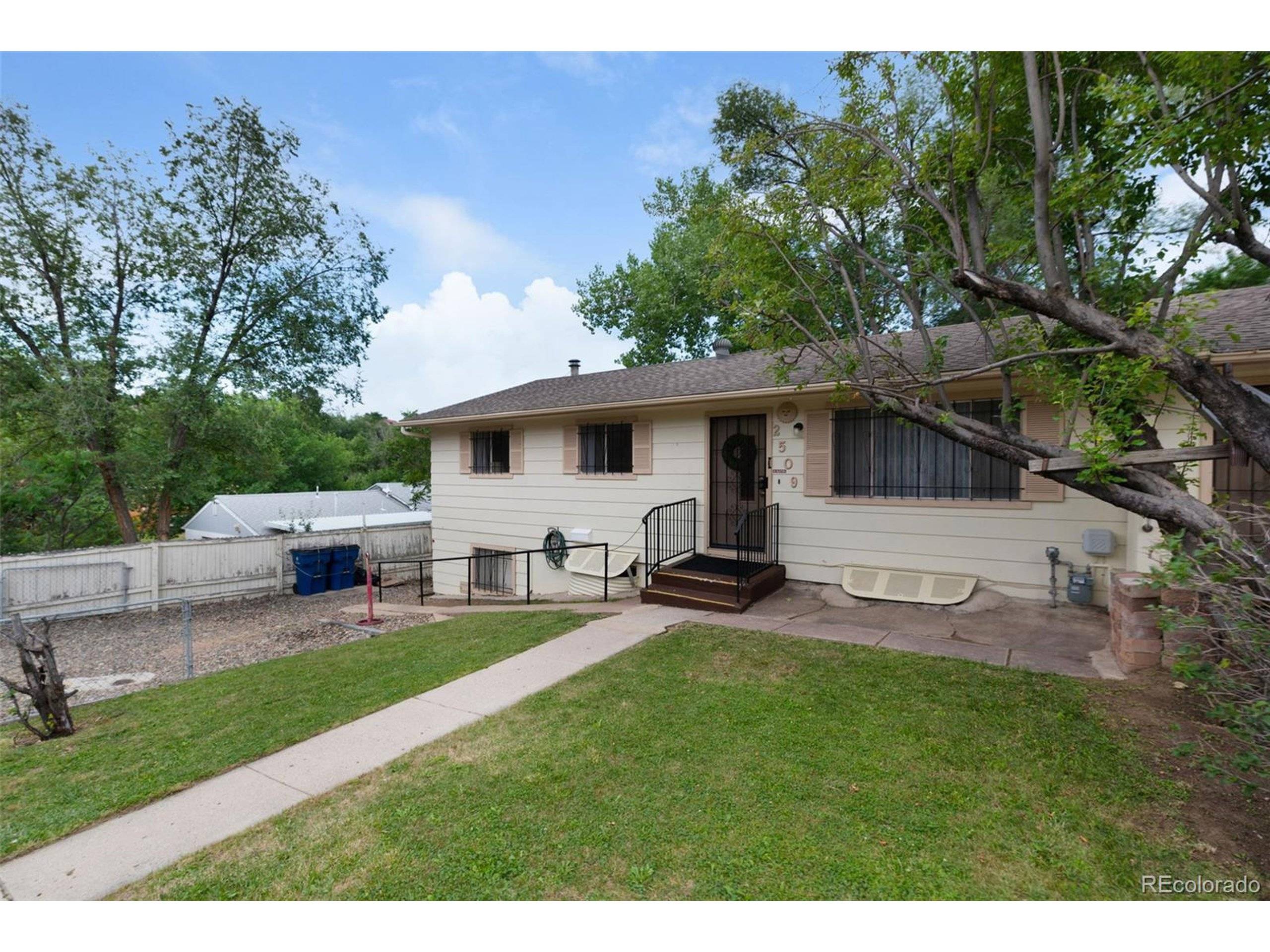 2509 Royalty Ct, Colorado Springs, CO 80904