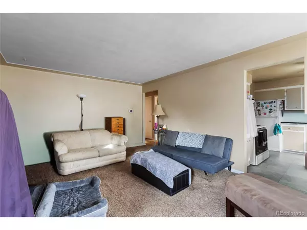 Aurora, CO 80010,864 Emporia St