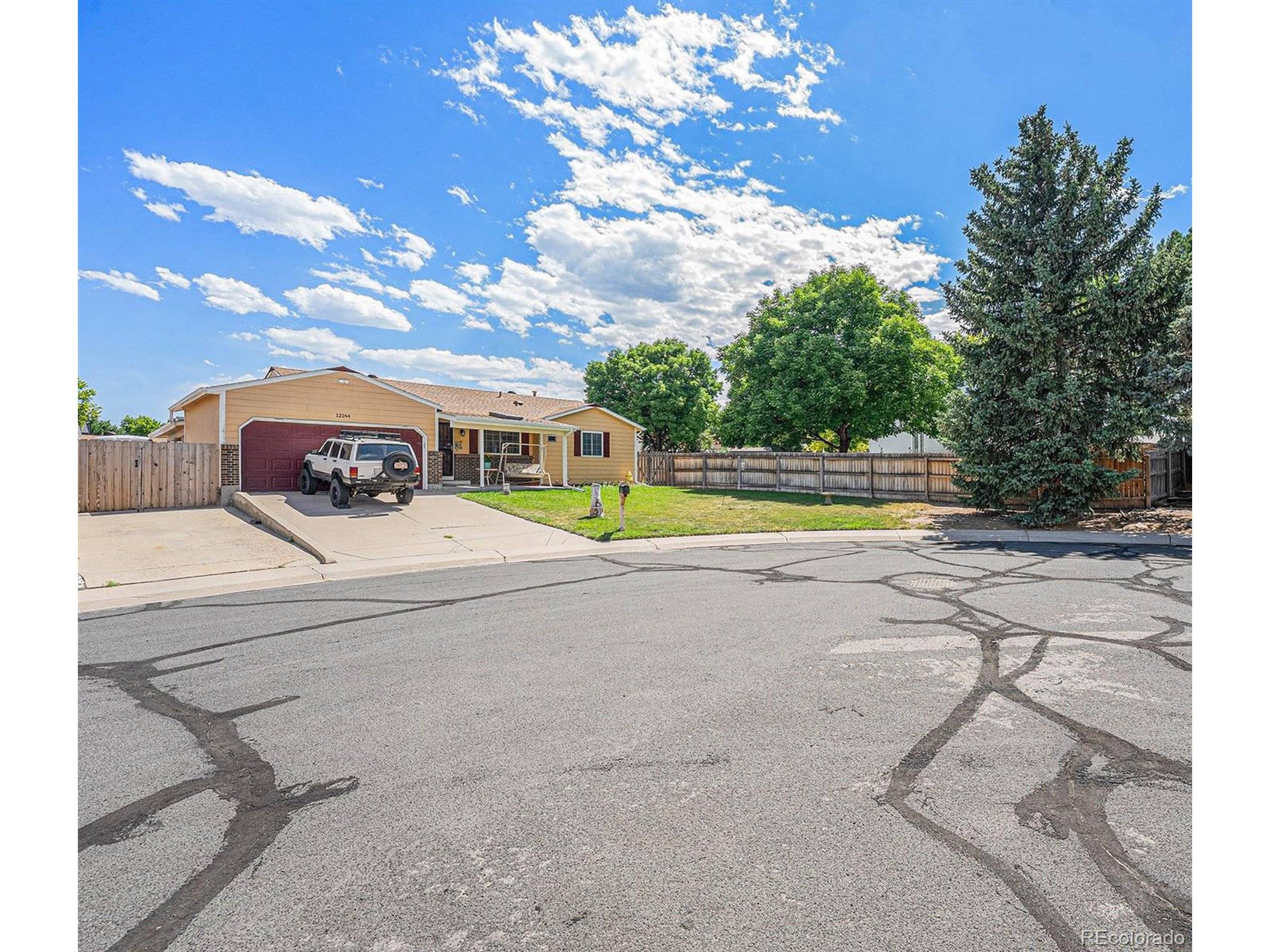 12244 Clermont Ct, Thornton, CO 80241