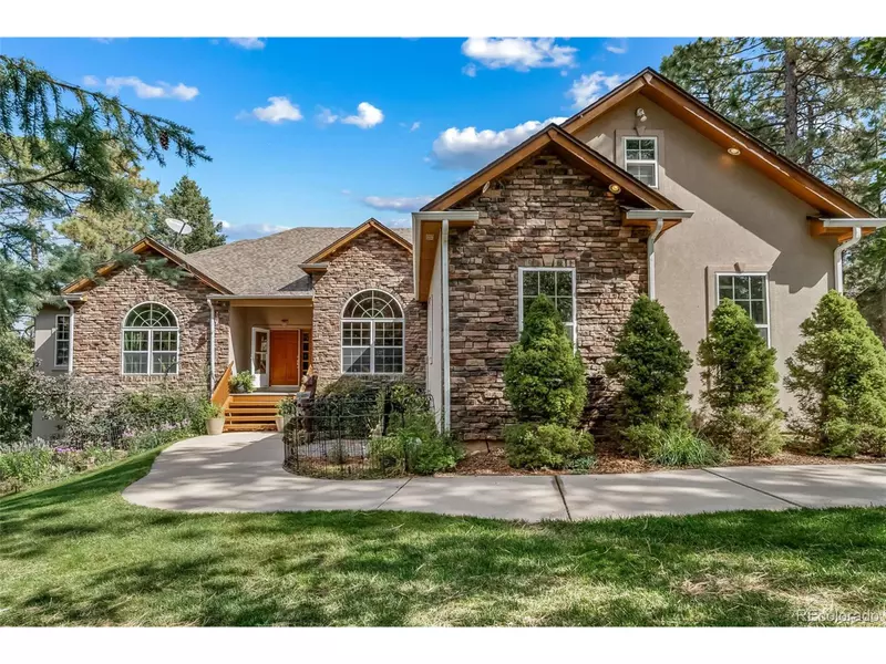 8174 Inca Rd, Larkspur, CO 80118