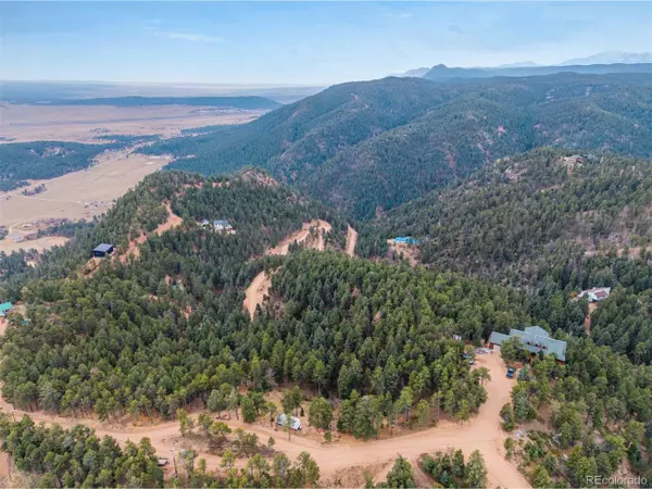 Larkspur, CO 80118,2288 Badger Dr