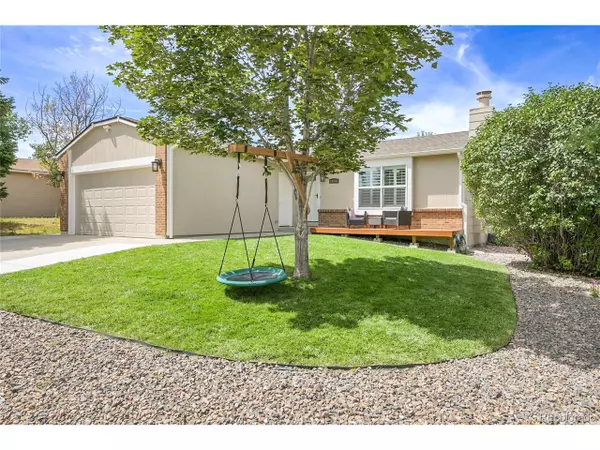 19146 E Oberlin Dr, Aurora, CO 80013