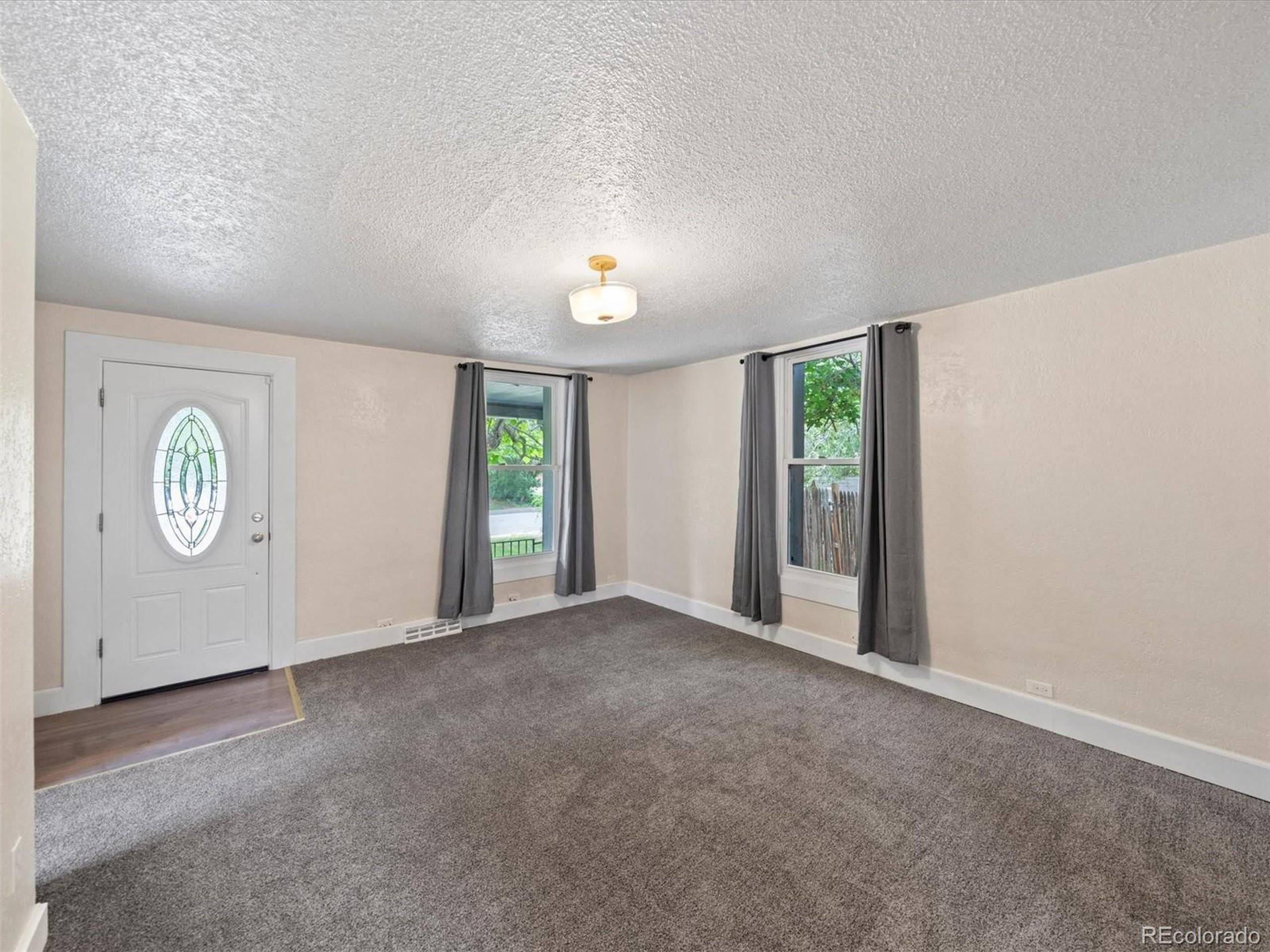 Englewood, CO 80113,4232 S Grant St