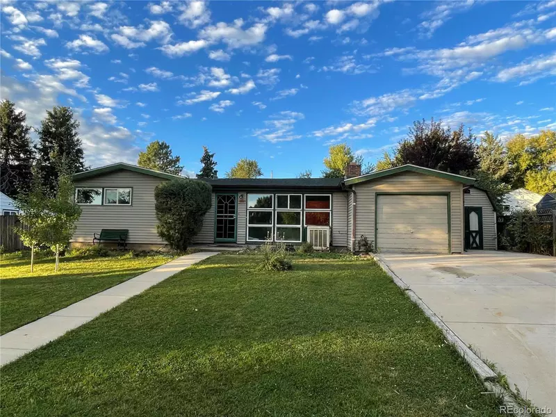 10080 W 8th Pl, Lakewood, CO 80215