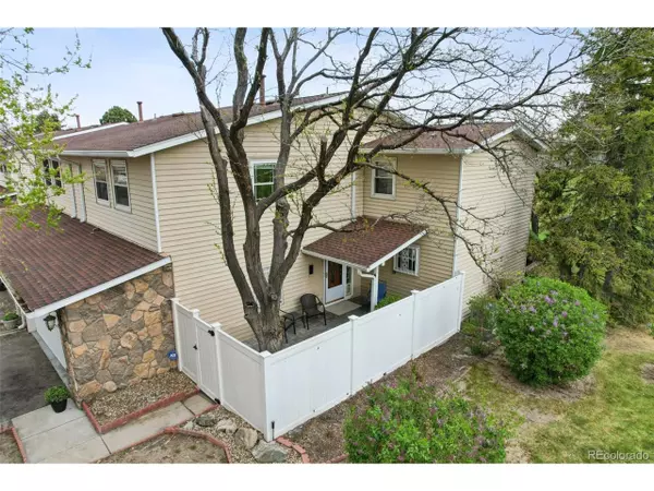 2446 S Vaughn Way #F, Aurora, CO 80014