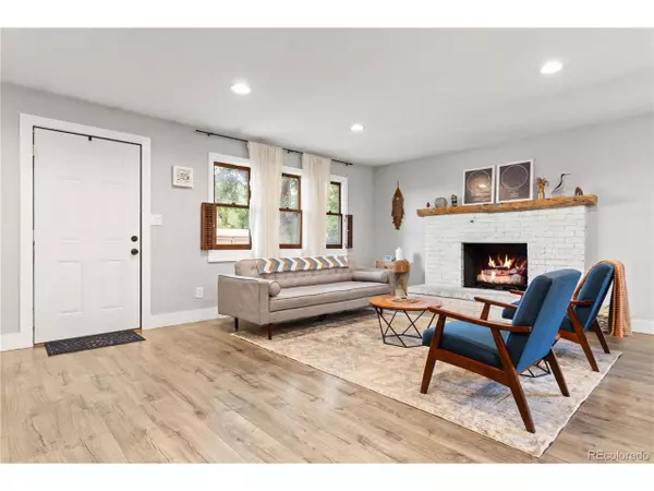 Longmont, CO 80504,1310 Hilltop Dr