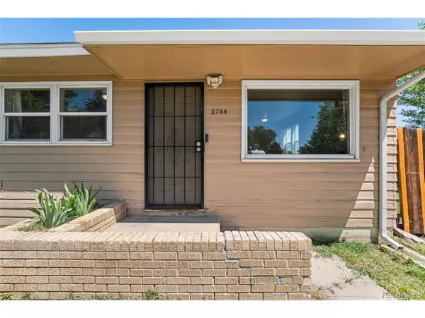 2744 Ron Ct, Colorado Springs, CO 80909