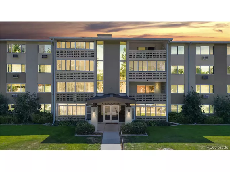 775 S Alton Way #3D, Denver, CO 80247
