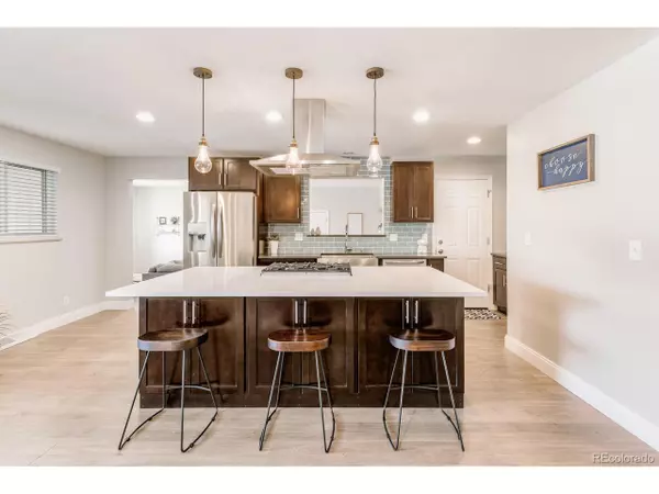 6140 Independence St, Arvada, CO 80004