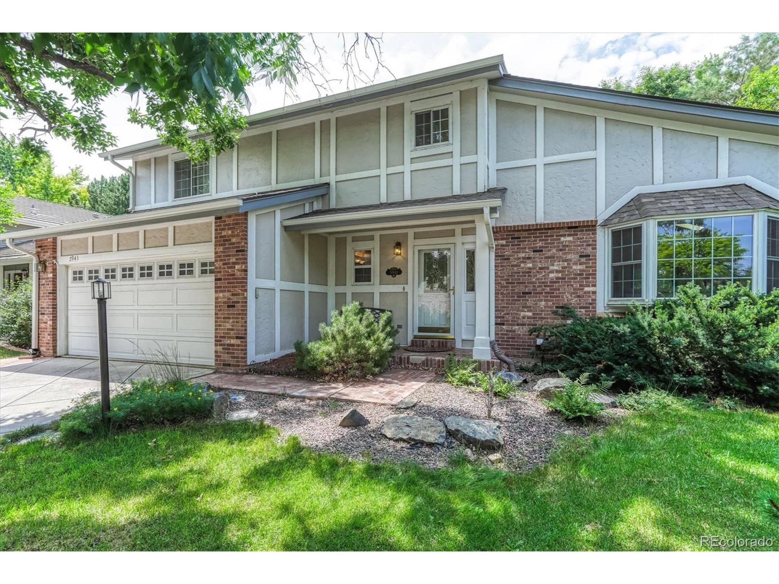 5941 S Lima St, Englewood, CO 80111