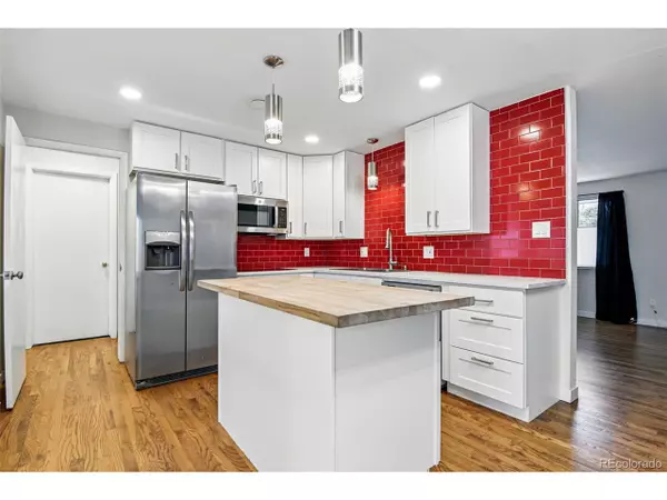 Arvada, CO 80003,6948 W 70th Ave