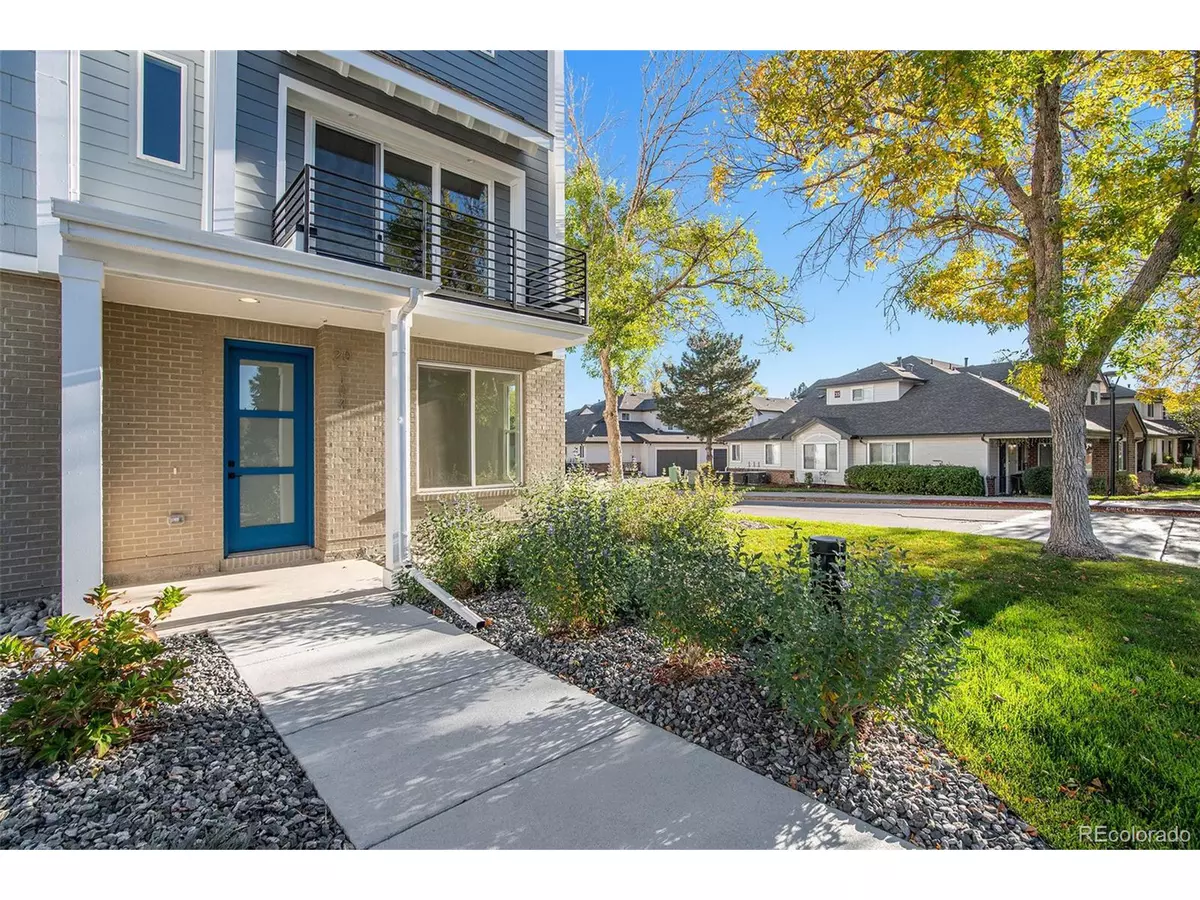 Denver, CO 80247,888 S Valentia St #104