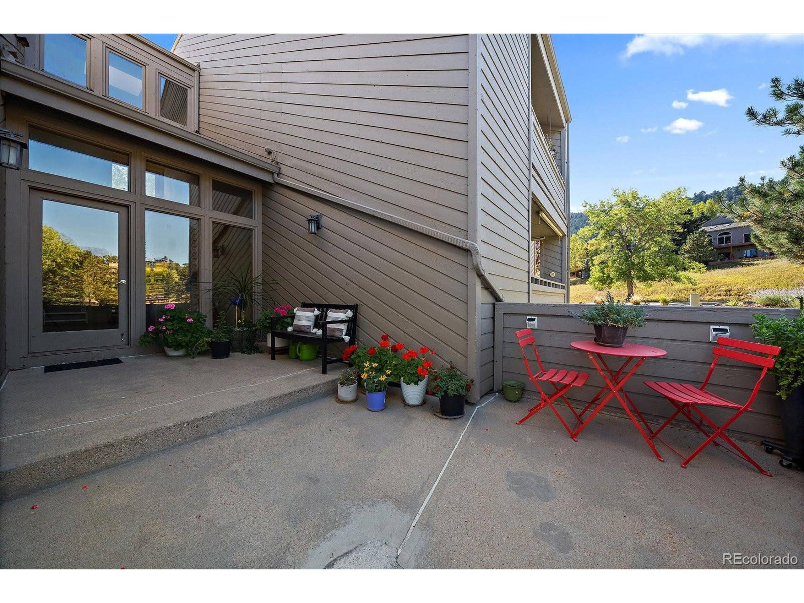 Golden, CO 80401,23712 Pondview Pl #A