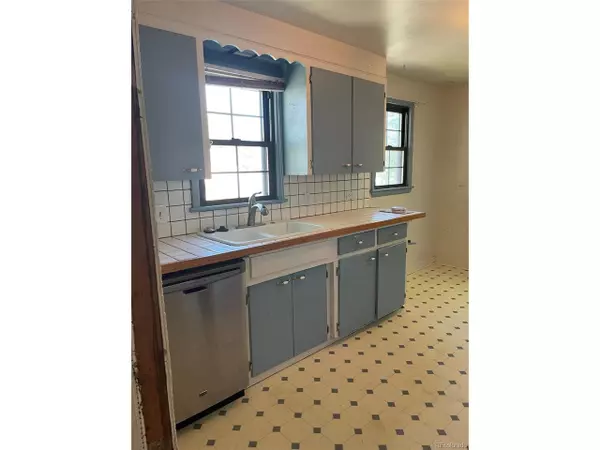 Englewood, CO 80113,3270 S Gilpin St