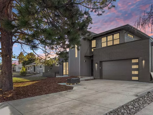 3289 S Eudora Street St, Denver, CO 80222