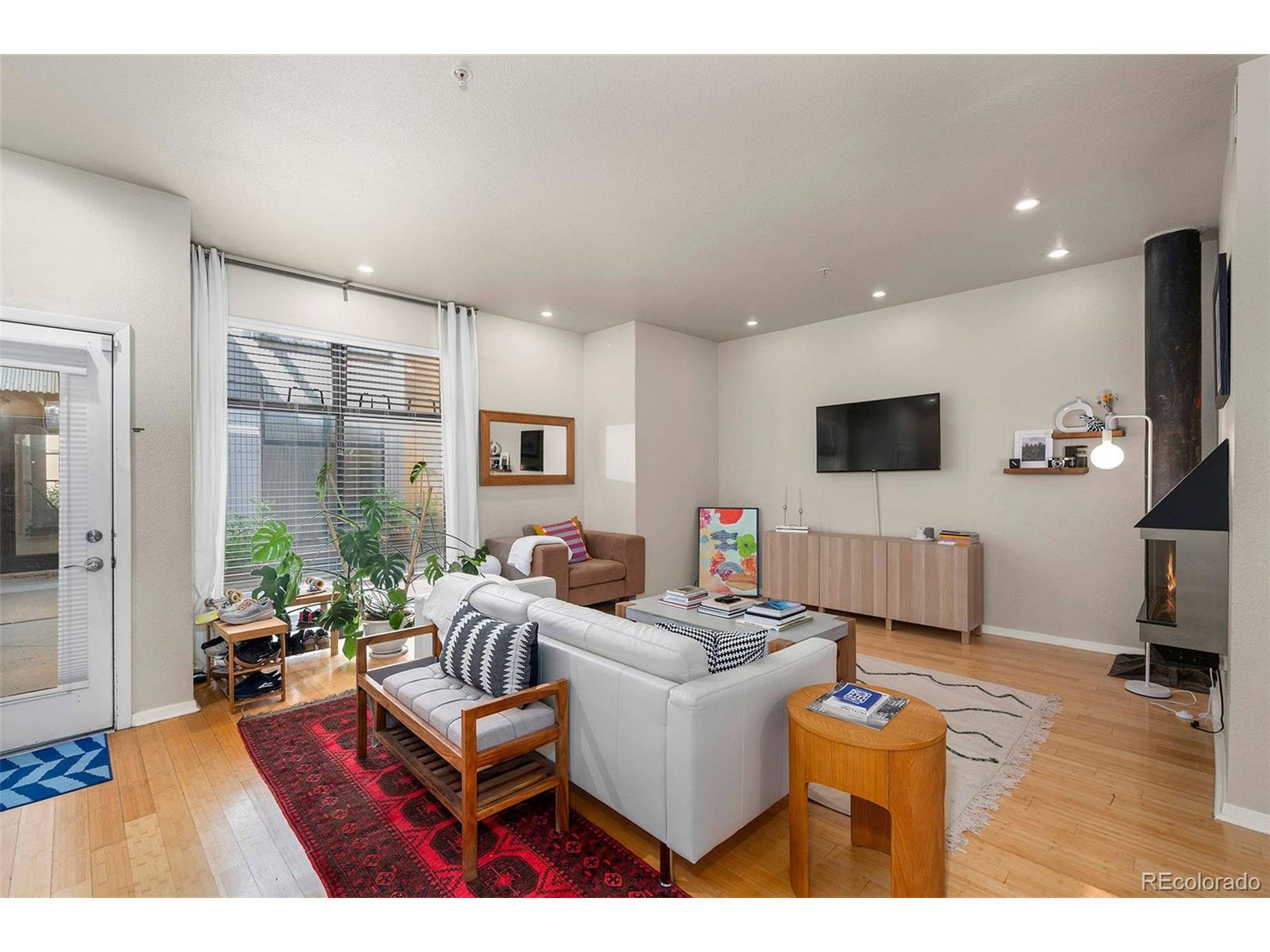 Denver, CO 80205,3225 Blake St #4