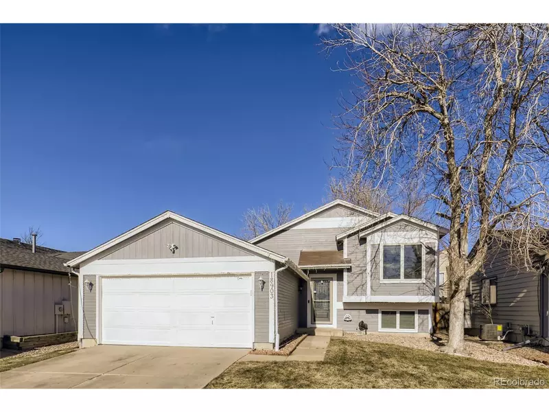 18903 E Carmel Dr, Aurora, CO 80011