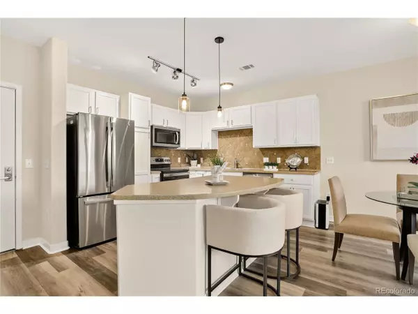 Broomfield, CO 80020,13456 Via Varra #406
